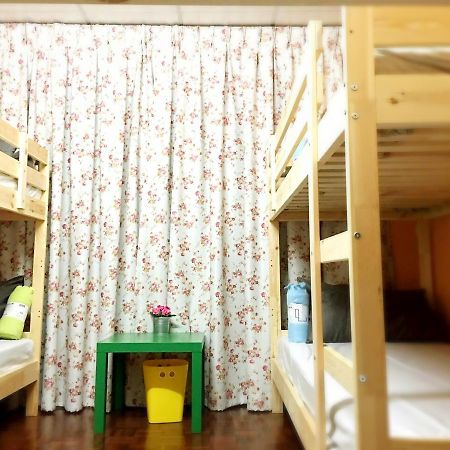 Luck Bird Inn Банкок Екстериор снимка