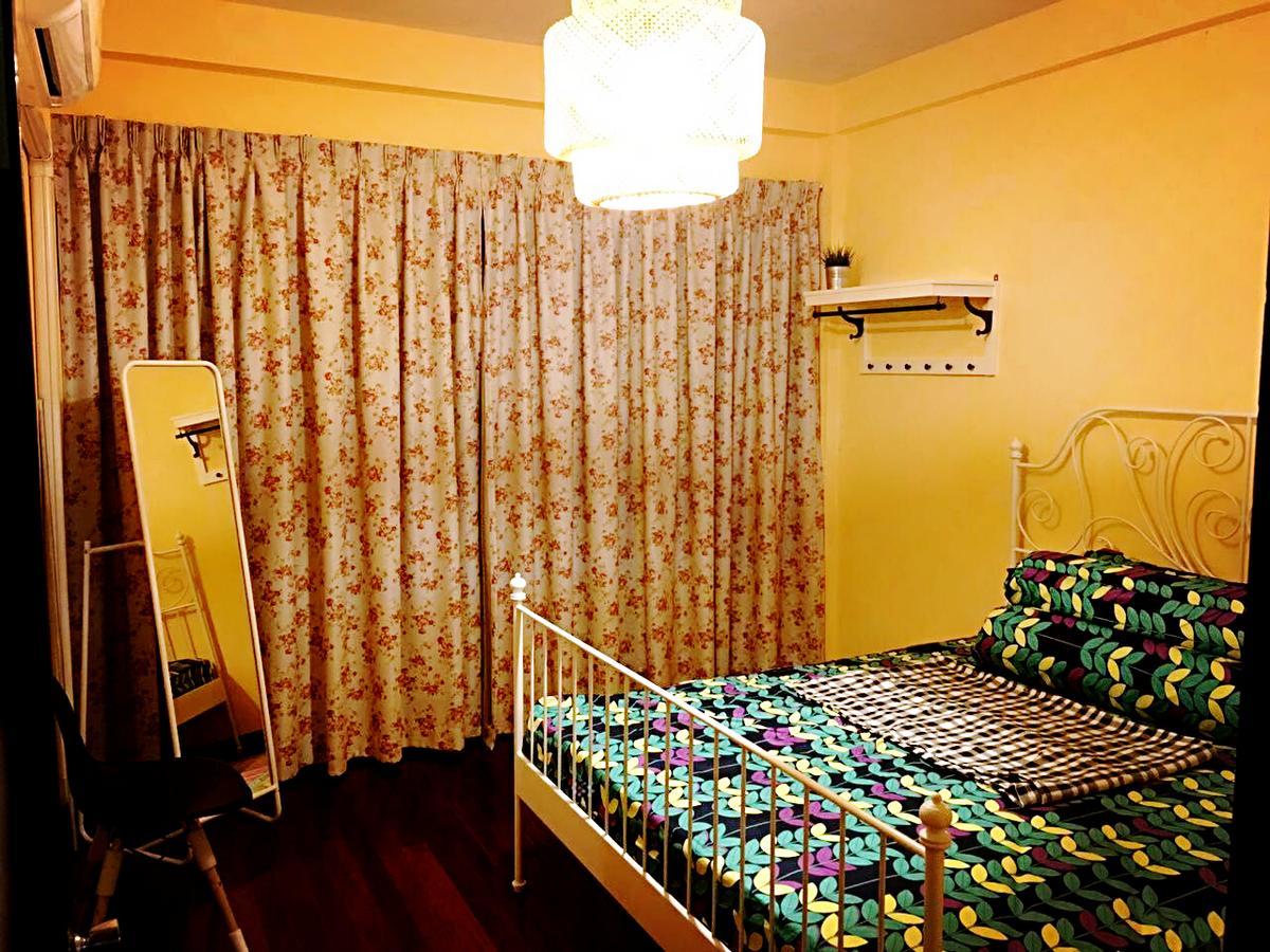 Luck Bird Inn Банкок Екстериор снимка